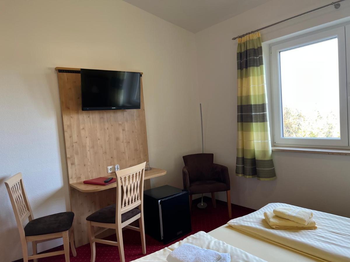 Gaststaette & Pension Waldschloesschen Oberhof  Luaran gambar