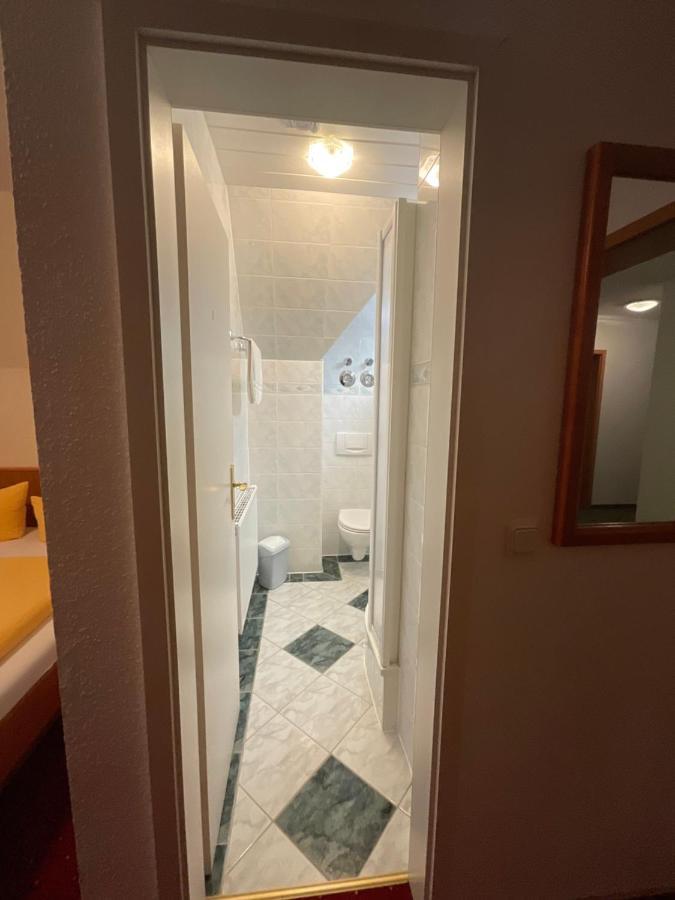 Gaststaette & Pension Waldschloesschen Oberhof  Luaran gambar