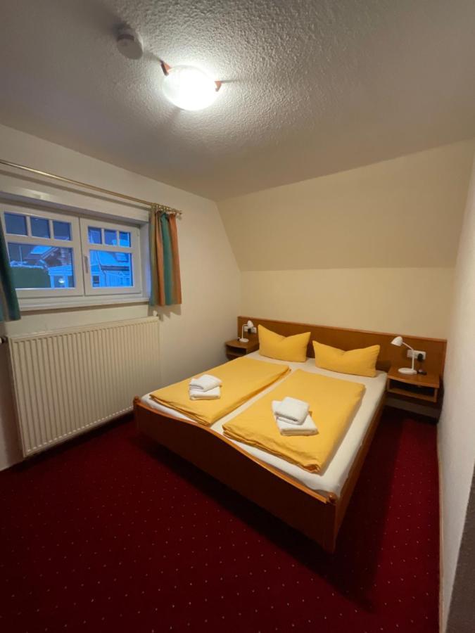 Gaststaette & Pension Waldschloesschen Oberhof  Luaran gambar