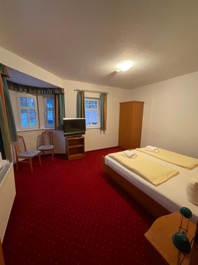Gaststaette & Pension Waldschloesschen Oberhof  Luaran gambar