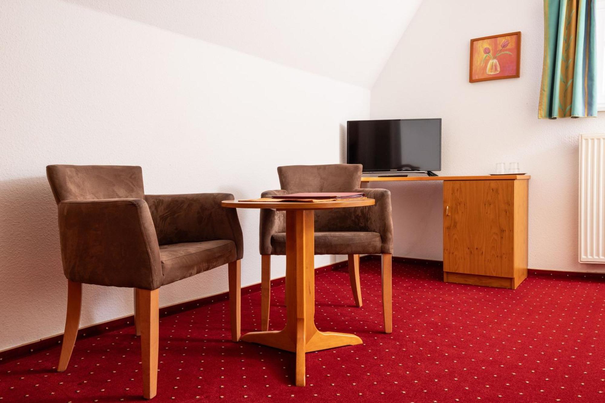 Gaststaette & Pension Waldschloesschen Oberhof  Luaran gambar